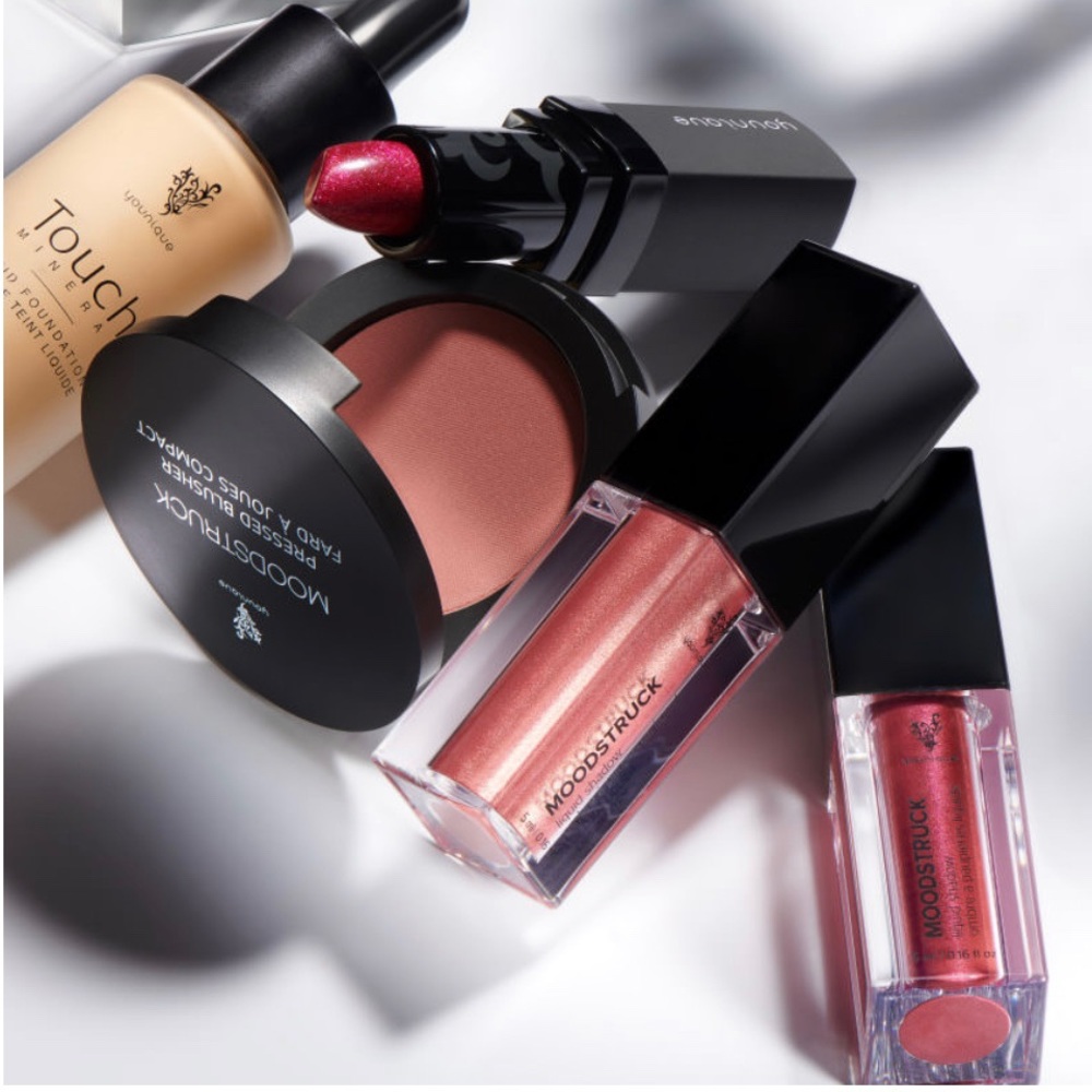 Set of makeup